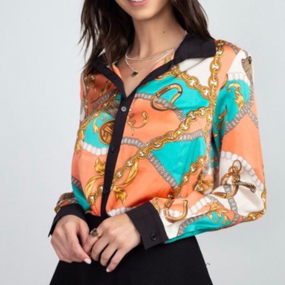 Long Sleeve Satin Chain Pattern ButtonDown Blouse - Picture 4 of 6